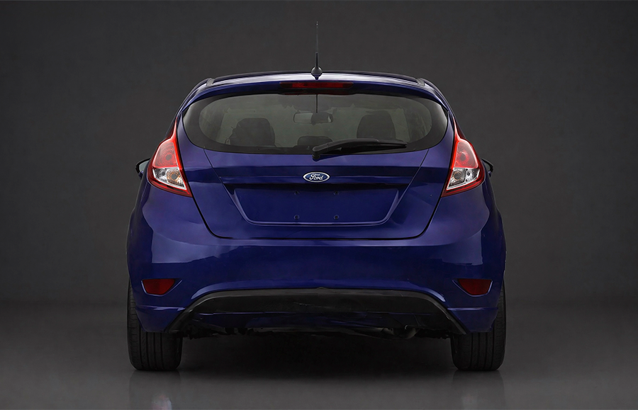 Blue Ford Focus available for rent in Tirana